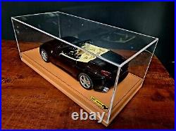 1/18 Hot Wheels Ferrari California GLOSSY BLACK scale 1/18 & a Plexiglass Case
