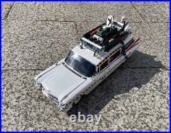 1/18 Scale HOT WHEELS Cadillac Ghostbusters ECTO-1 1A Metal Diecast Model Car
