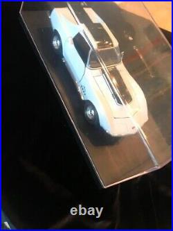 1969 Corvette 427 Hot Wheels LARGE 1/18 Scale by Mattel WithDisplay