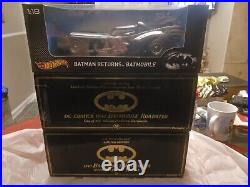 Batman Returns Batmobile CMC96 2015 Hot wheels Un Opened New Box 118 scale
