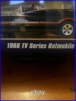 HOT WHEELS BATMAN 1966 TV SERIES BATMOBILE 118 SCALE NIB signed George Barris