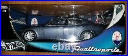 Hot Wheels 1/18 Scale Diecast B7003 Maserati Quattroporte Metallic Blue RARE