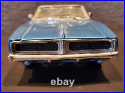 Hot Wheels 100% 1969 Dodge Charger R/T 118 Scale Diecast Model Car Blue