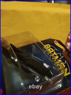 Hot Wheels 2023 Premium DC Comic BATMAN Series #150 Scale? Batgirl motorcycle