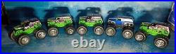 Hot Wheels Monster Jam Storage Grave Digger Case with 15 Trucks Lot 1/64 Scale