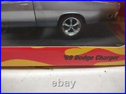 Hot wheels 69 Dodge Charger 118 scale diecast model car new VHTF chrome