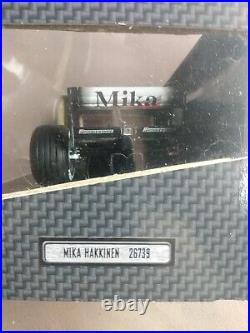 Open Wheel Hot Wheels 1/18 scale Diecast 26739 McLaren MP4-15 Mika Hakkinen F1